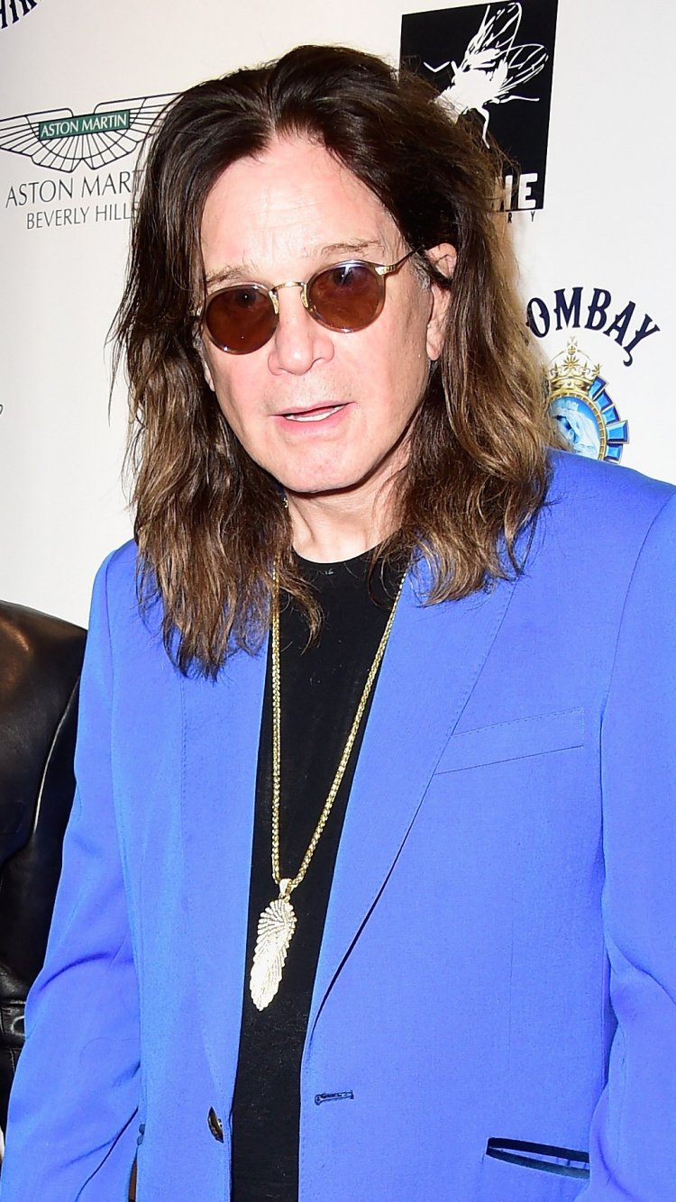 Sharon Osbourne, Black Sabbath, Celebrity, Eyewear, Sunglasses. Wallpaper in 750x1334 Resolution