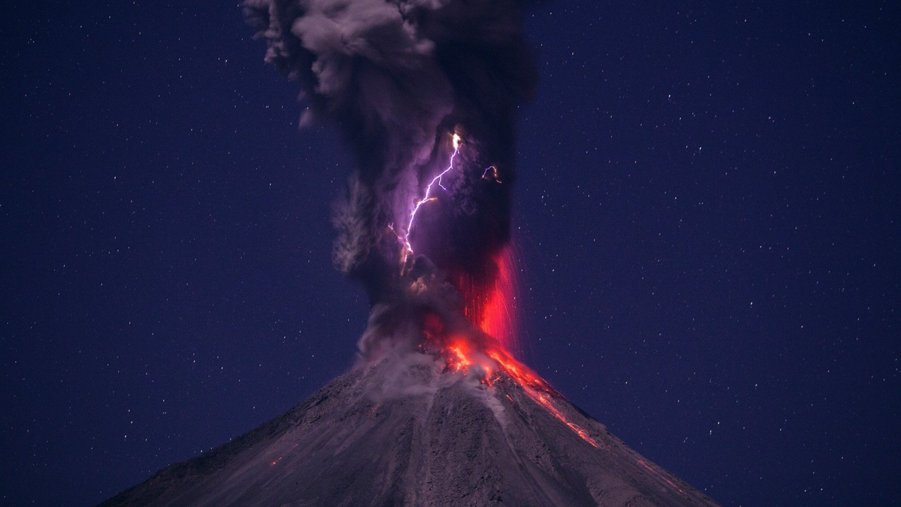 Weißer Rauch am Schwarzen Himmel. Wallpaper in 1280x720 Resolution