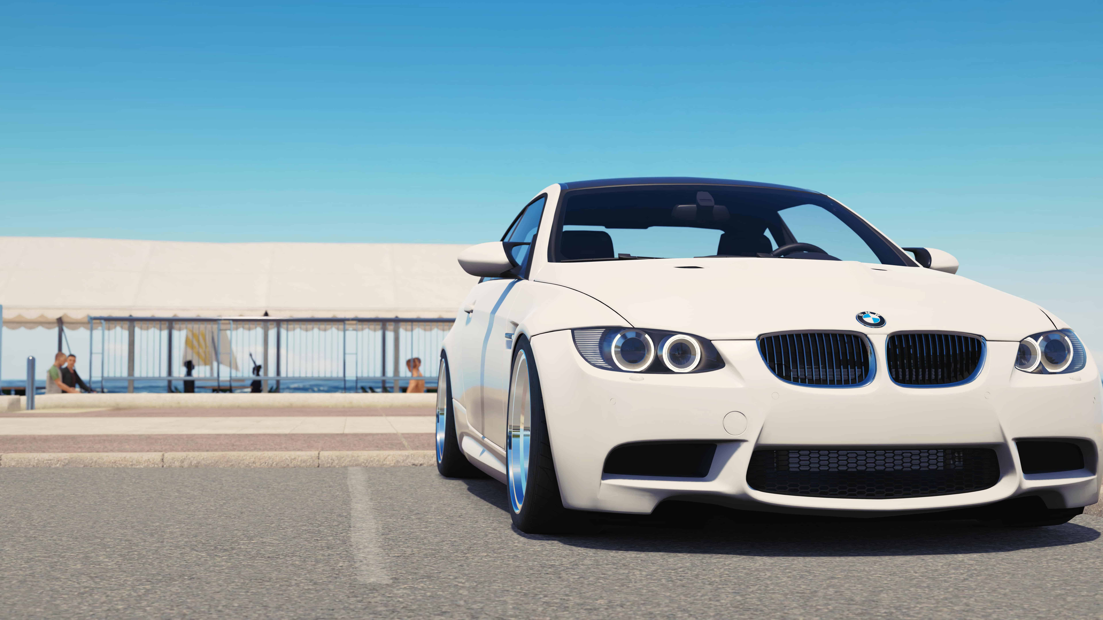 BMW M 3 Coupé Blanco Estacionado en la Carretera de Asfalto Gris Durante el Día. Wallpaper in 3840x2160 Resolution