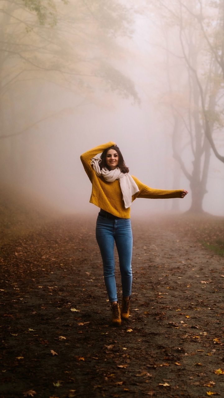 Road Fog, Plant, Atmosphere, People in Nature, Natural Landscape. Wallpaper in 720x1280 Resolution