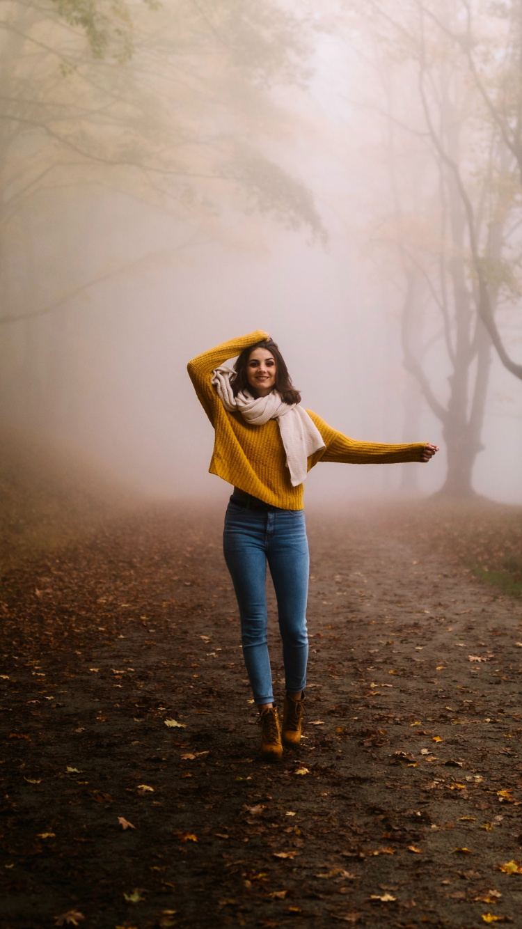 Road Fog, Plant, Atmosphere, People in Nature, Natural Landscape. Wallpaper in 750x1334 Resolution