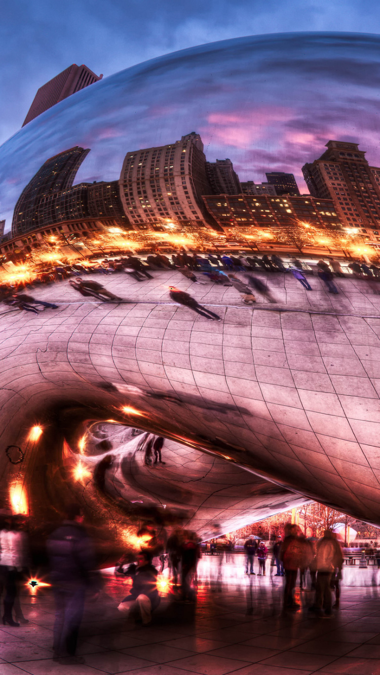 Cloud Gate Chicago Durante la Noche. Wallpaper in 750x1334 Resolution