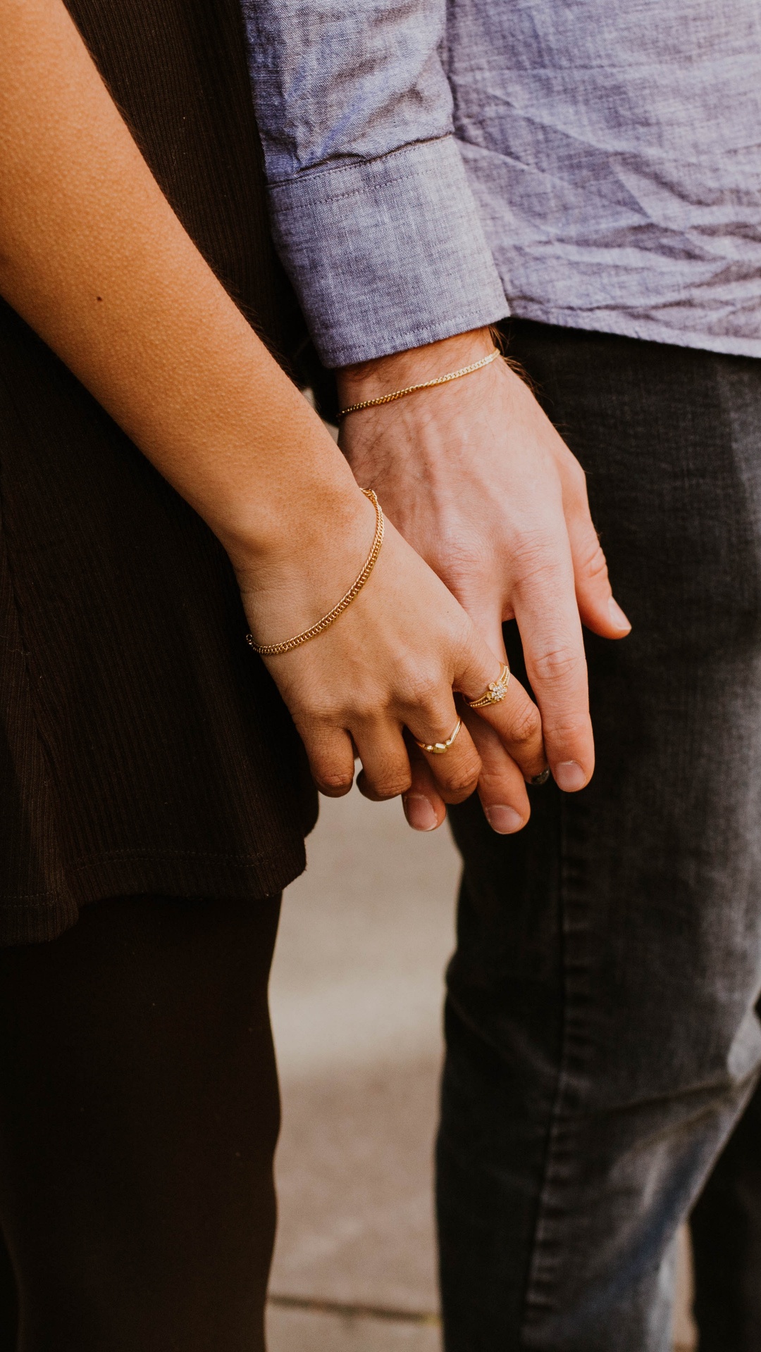 Affection, Jeans, Interaction, Permanent, Geste. Wallpaper in 1080x1920 Resolution