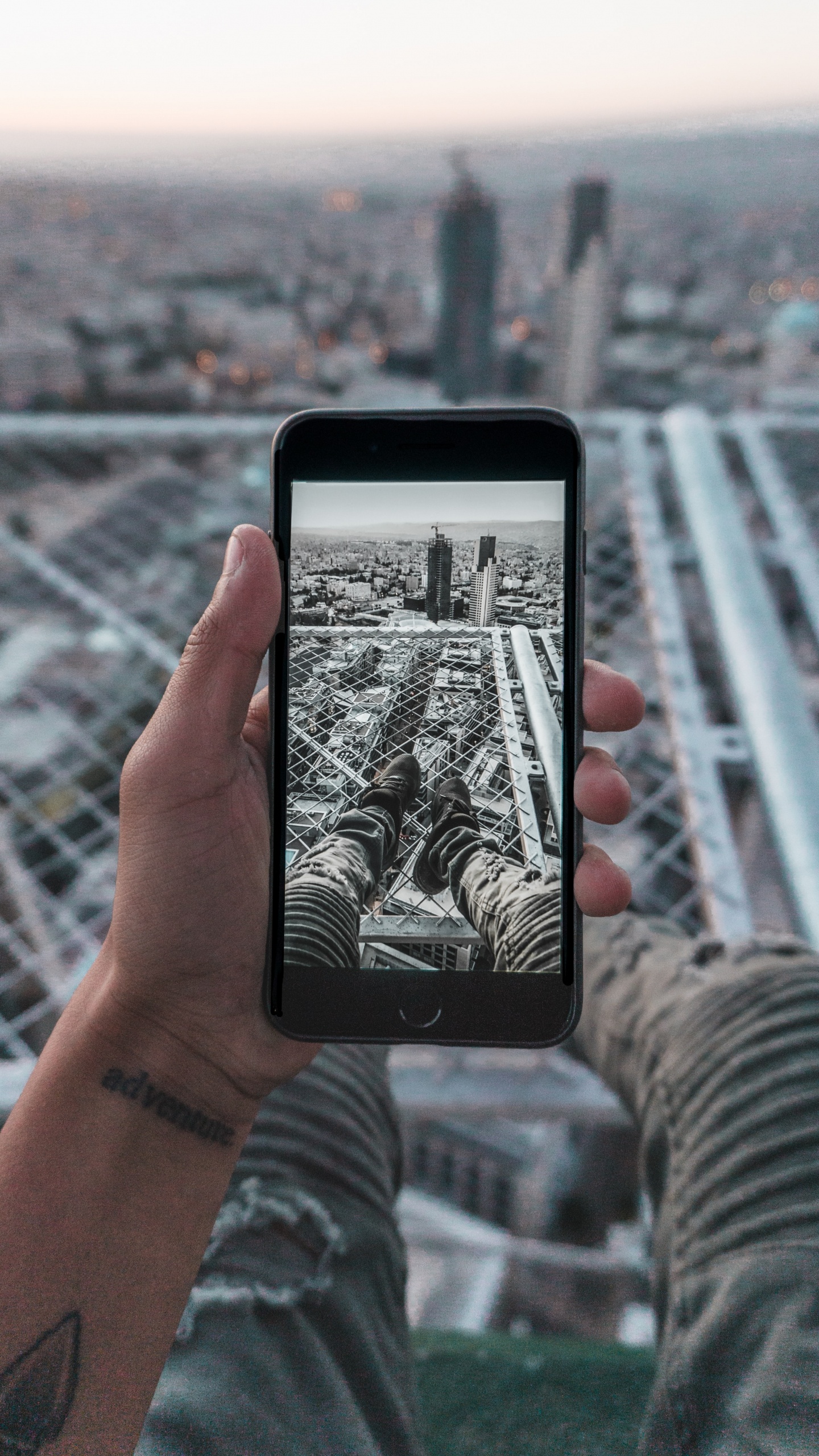 Person Holding Black Iphone 5. Wallpaper in 1440x2560 Resolution