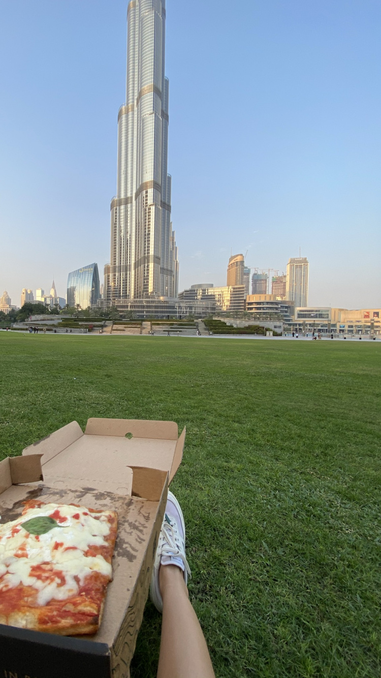 Dubai, Burj Khalifa, Área Urbana, Torre de Bloques, Torre. Wallpaper in 750x1334 Resolution