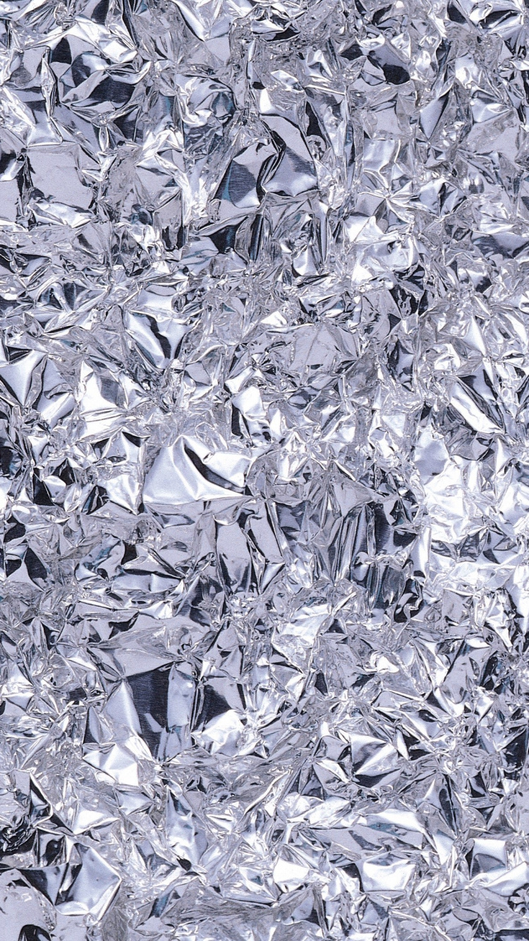 Foto en Escala de Grises de Hojas en el Suelo. Wallpaper in 750x1334 Resolution