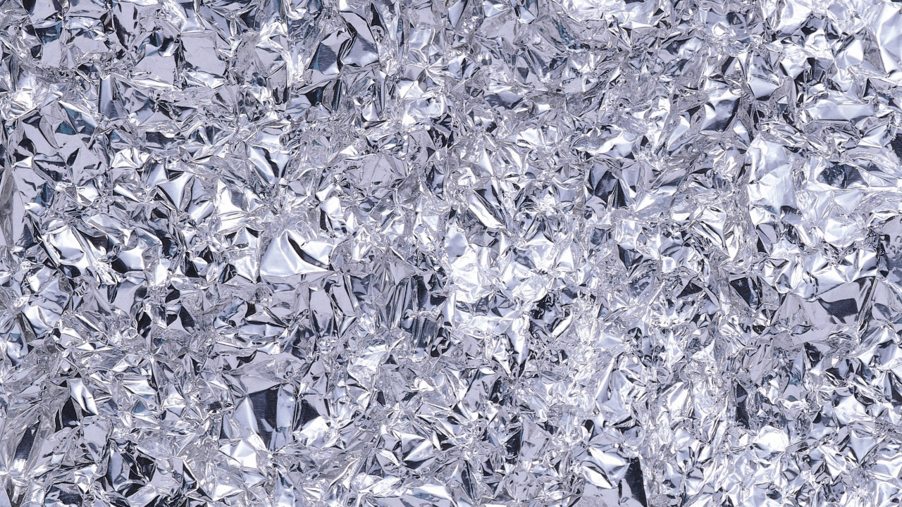 Photo en Niveaux de Gris de Feuilles au Sol. Wallpaper in 1280x720 Resolution