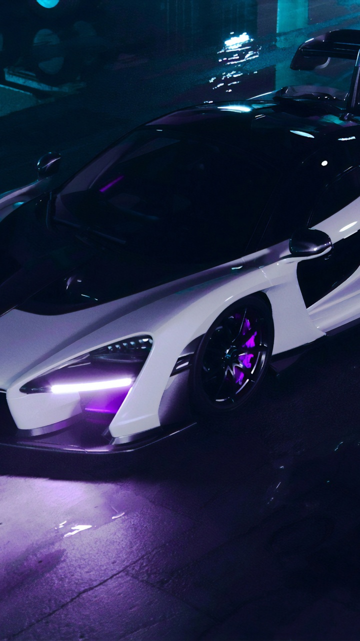 White and Black Lamborghini Aventador. Wallpaper in 720x1280 Resolution