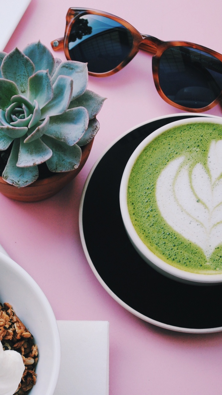 Rebanadas de Pan en Placa de Cerámica Blanca. Wallpaper in 720x1280 Resolution