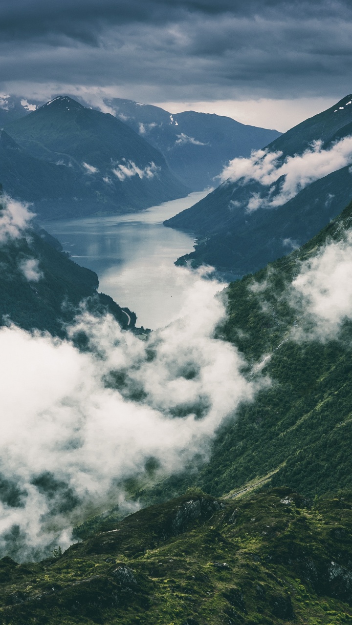 Mountainous Landforms, Mountain, Highland, Cloud, Mountain Range. Wallpaper in 720x1280 Resolution