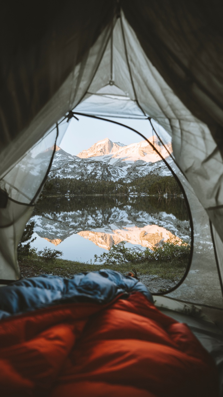 Red and White Textile Inside Tent. Wallpaper in 720x1280 Resolution