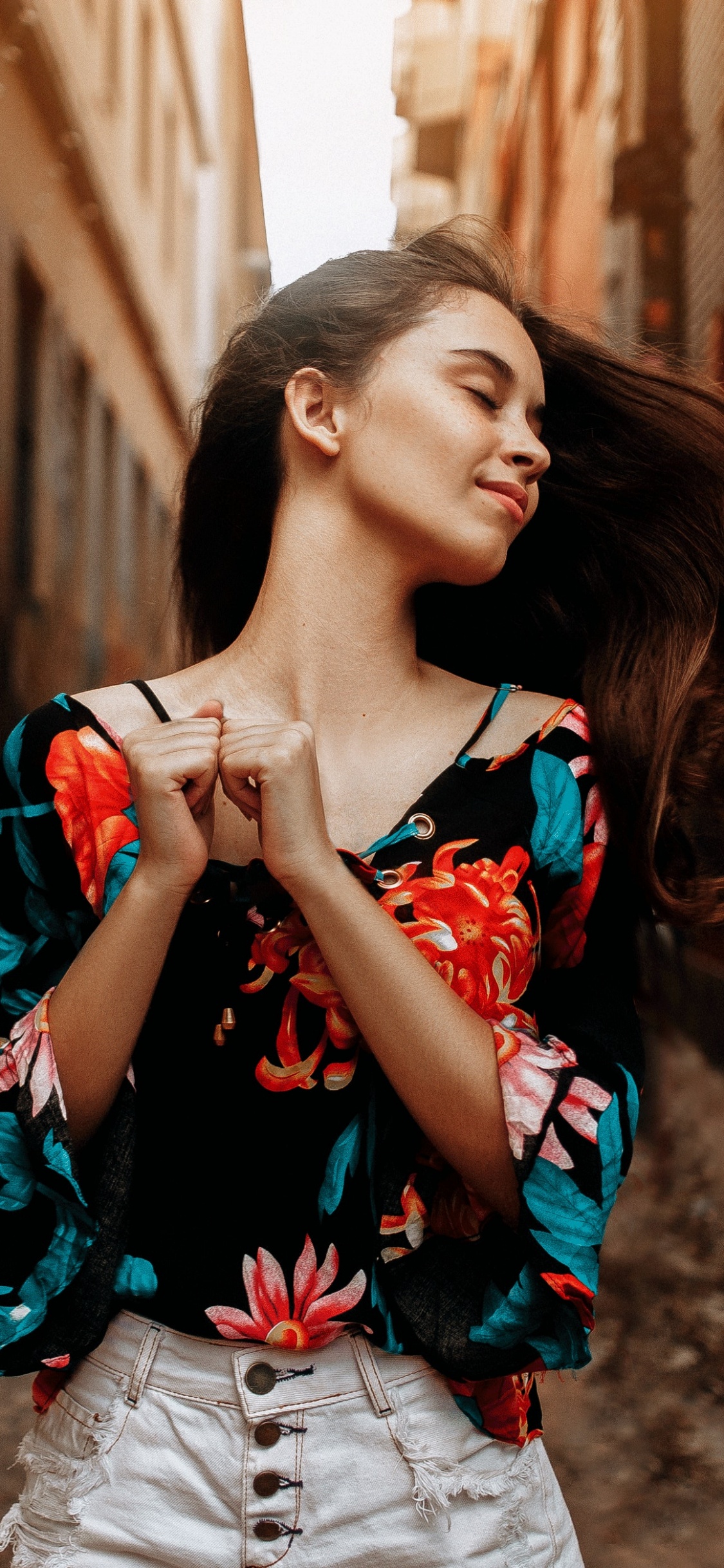 Épaule, Mode de la Rue, Vêtement, Beauté, Mode. Wallpaper in 1125x2436 Resolution