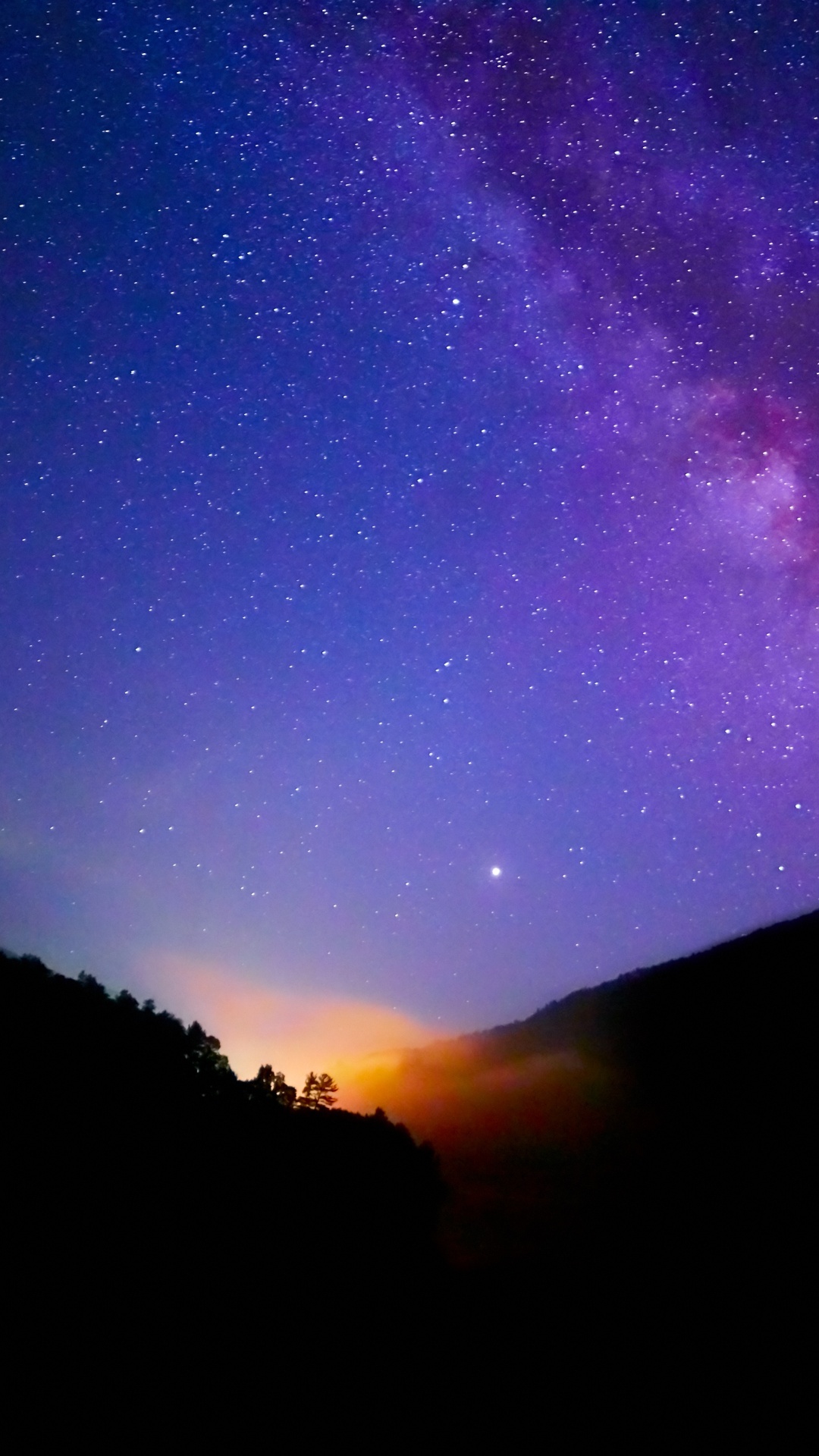 Silhouette of Mountain Under Starry Night. Wallpaper in 1080x1920 Resolution