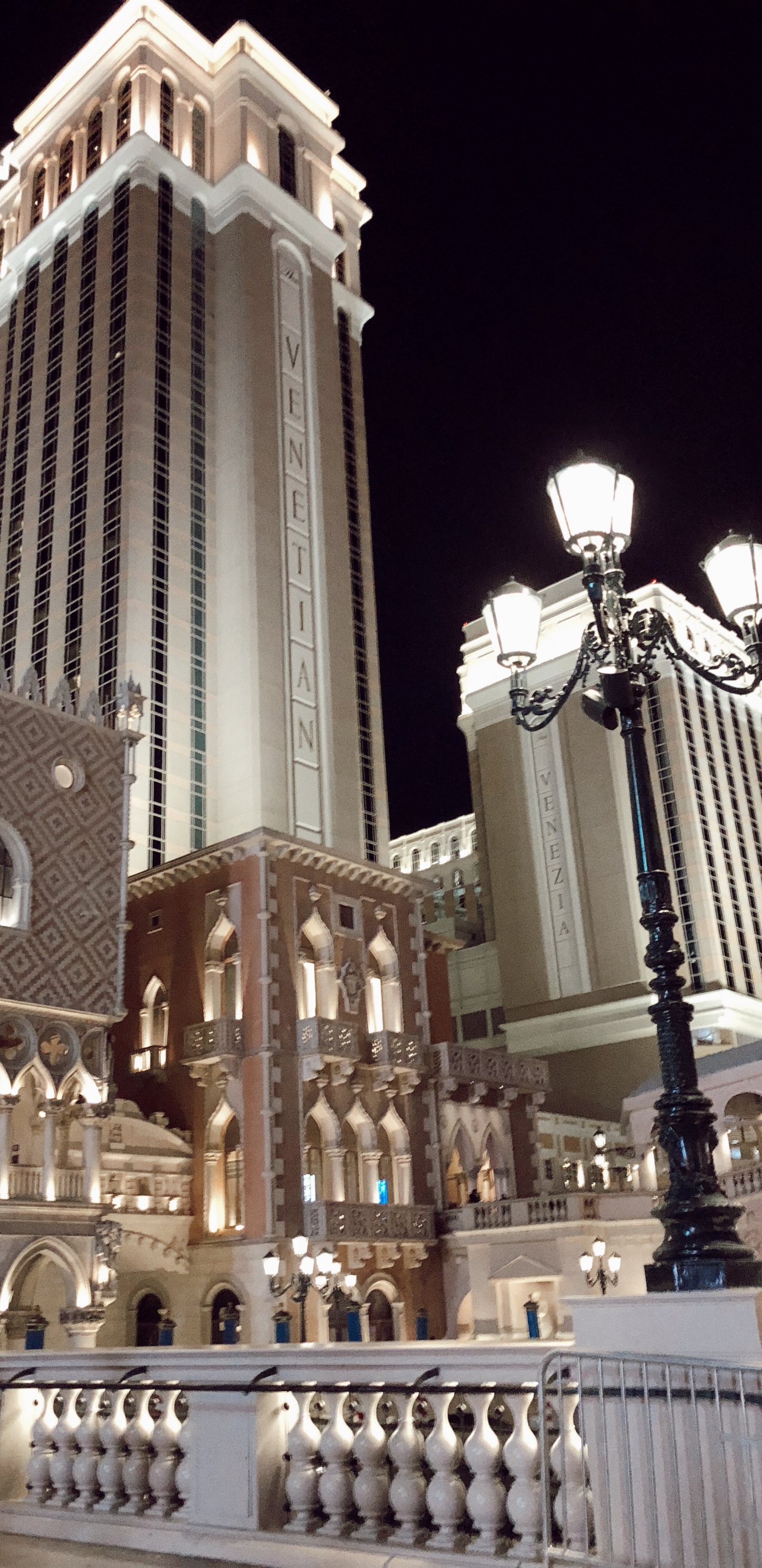 Las Vegas, Usa, The Venetian, The Venetian Las Vegas, Architecture. Wallpaper in 1440x2960 Resolution