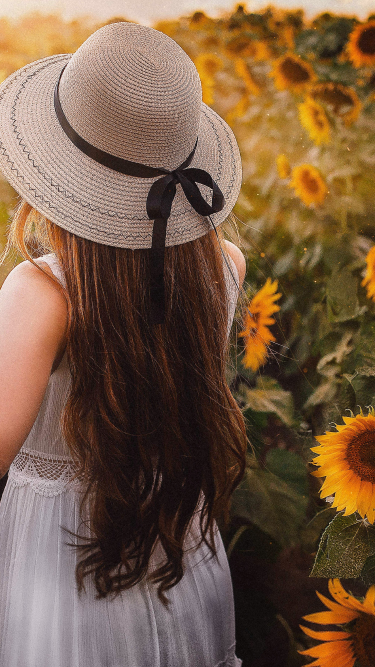 Frisur, Mimik, Menschen in Der Natur, Hut, Licht. Wallpaper in 750x1334 Resolution