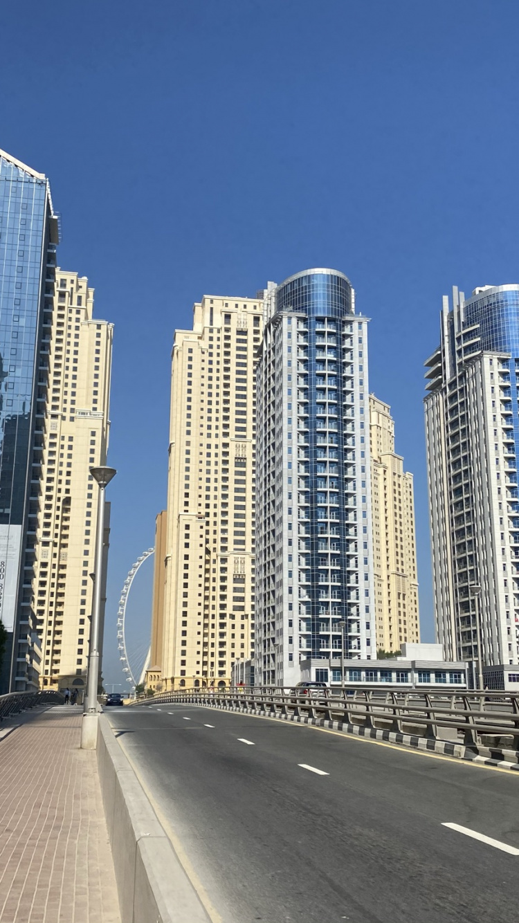 Dubai, Road, Tower Block, Tageszeit, Architektur. Wallpaper in 750x1334 Resolution