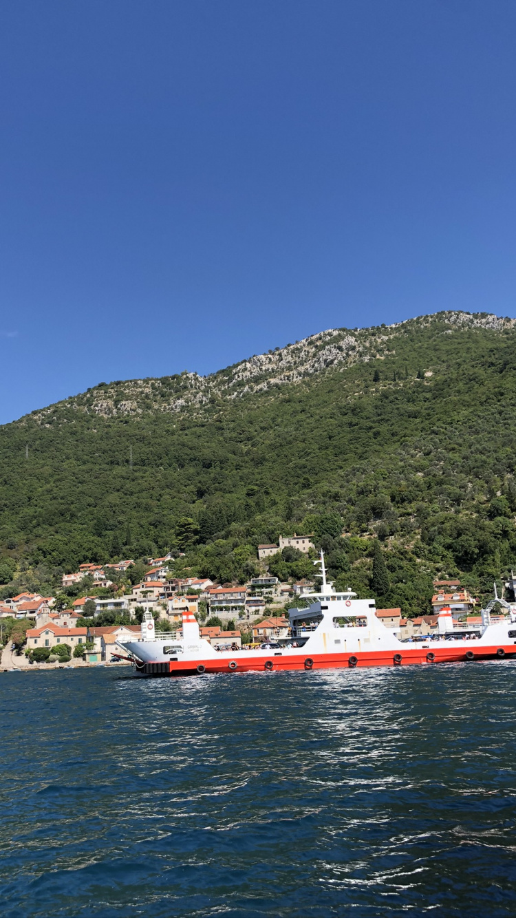 Water Transportation, Water, Mountainous Landforms, Watercraft, Hill. Wallpaper in 750x1334 Resolution