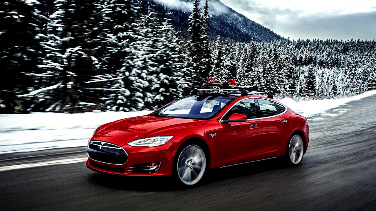Red Porsche 911 on Road Near Snow Covered Mountain During Daytime. Wallpaper in 1280x720 Resolution