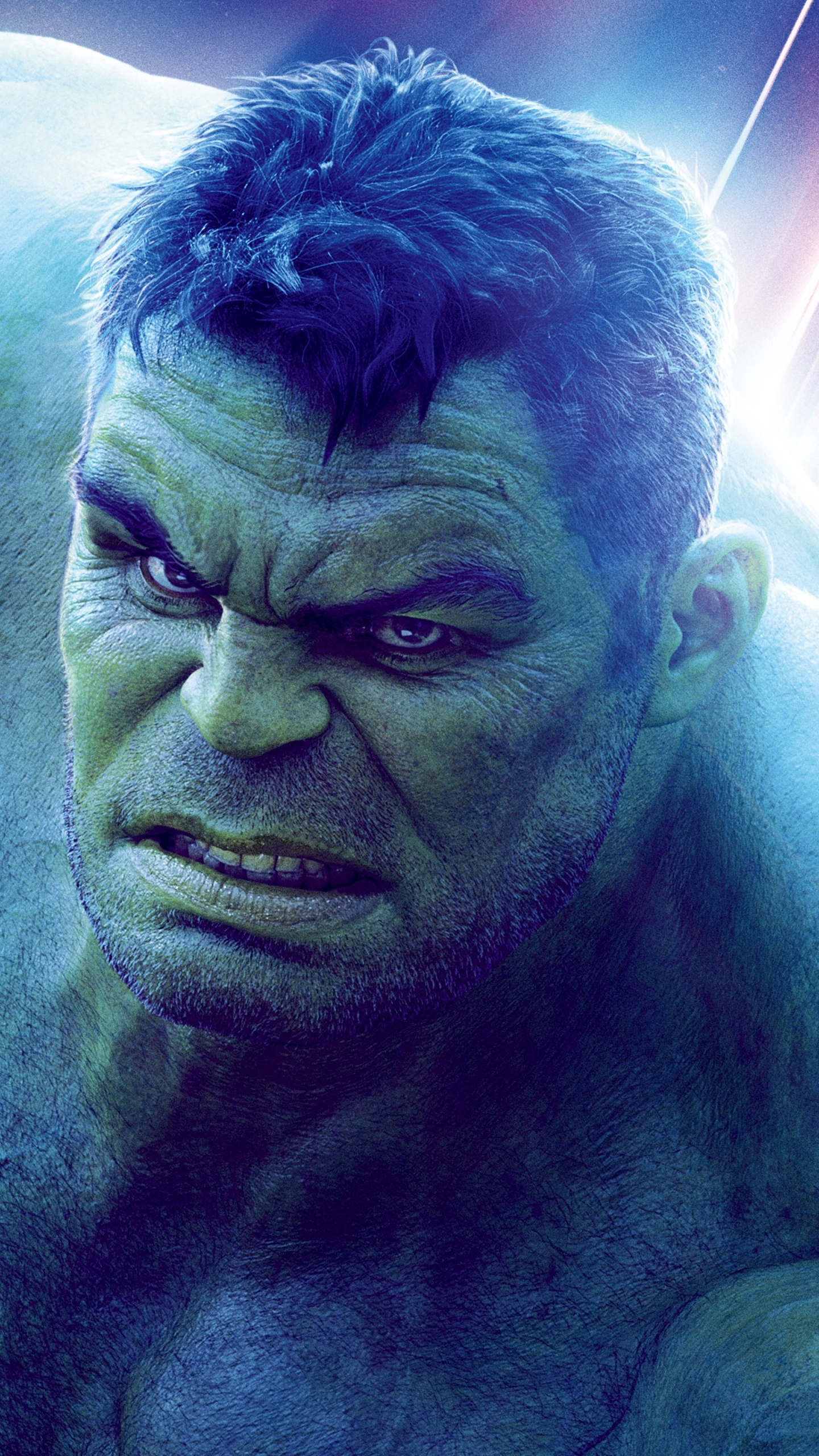 Oben Ohne Mann Mit Schwarzem Bart. Wallpaper in 1440x2560 Resolution