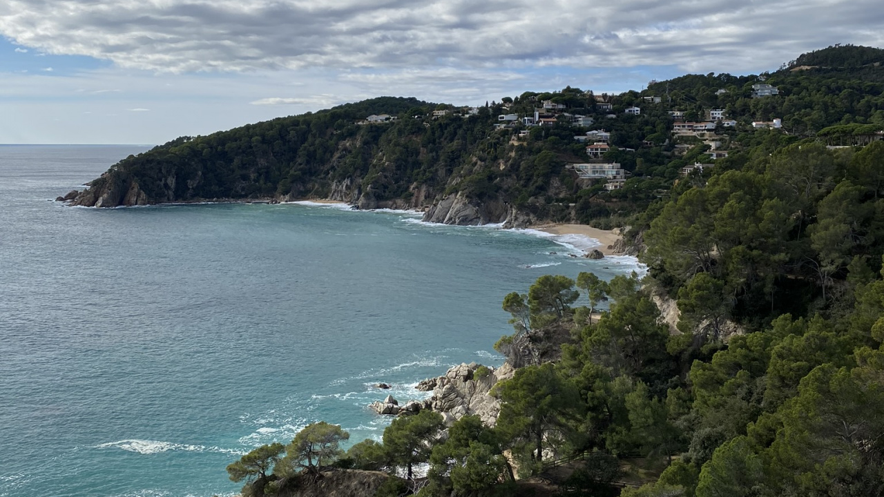 Coast, Water, Body of Water, Shore, Ocean. Wallpaper in 1280x720 Resolution