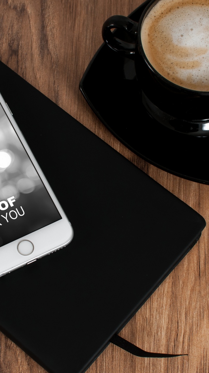 Iphone 6 Argent Sur Ipad Mini Noir. Wallpaper in 720x1280 Resolution