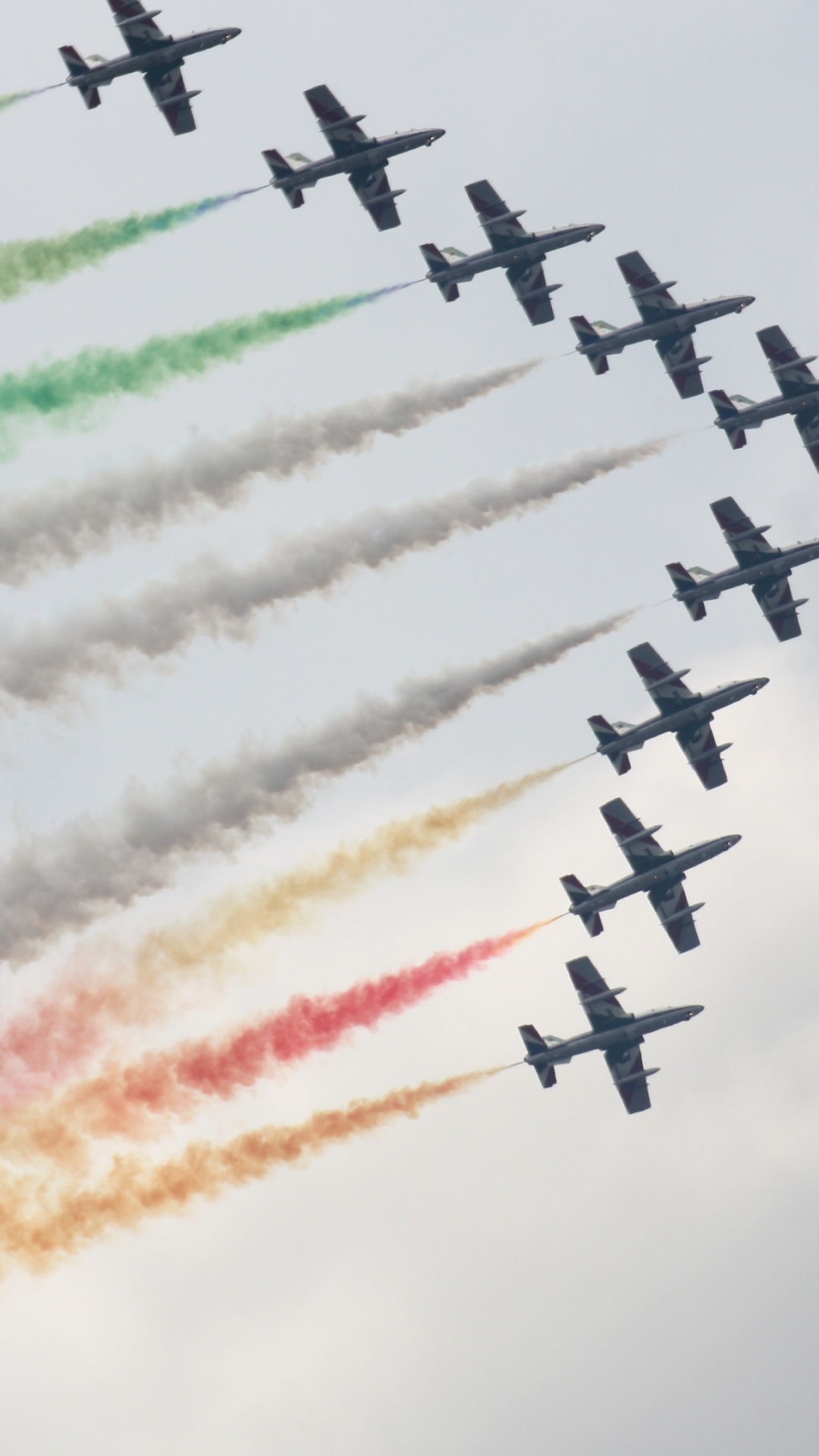 Ocho Aviones de Combate en el Aire. Wallpaper in 1080x1920 Resolution