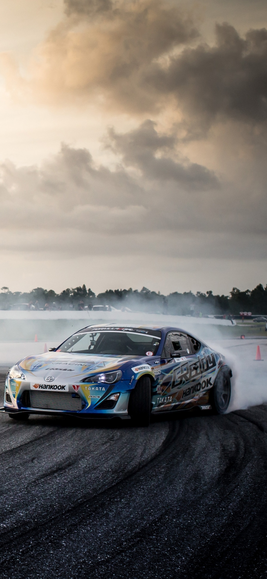 Drifting, Rad, Cloud, Tire, Car. Wallpaper in 1125x2436 Resolution