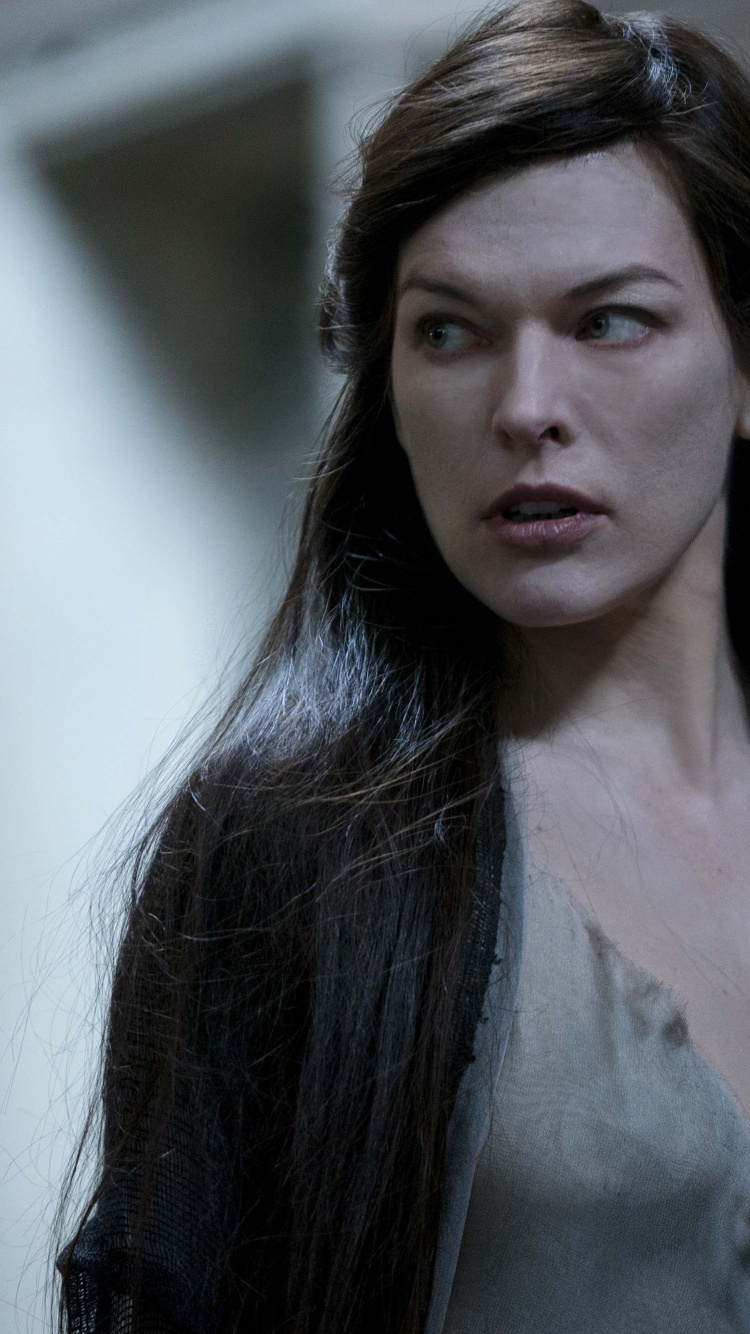 Mujer en Camiseta Blanca Sin Mangas. Wallpaper in 750x1334 Resolution