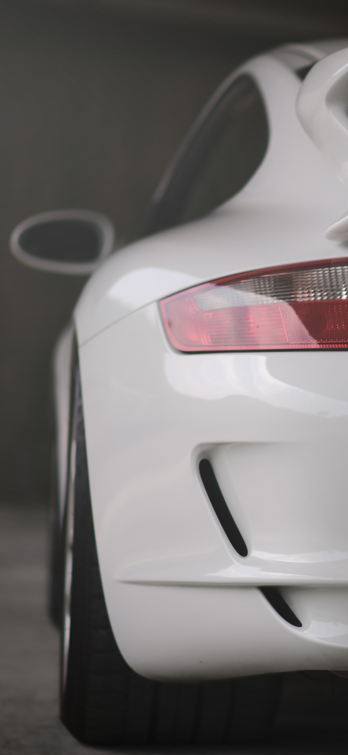 White Bmw m 3 Coupe. Wallpaper in 1125x2436 Resolution