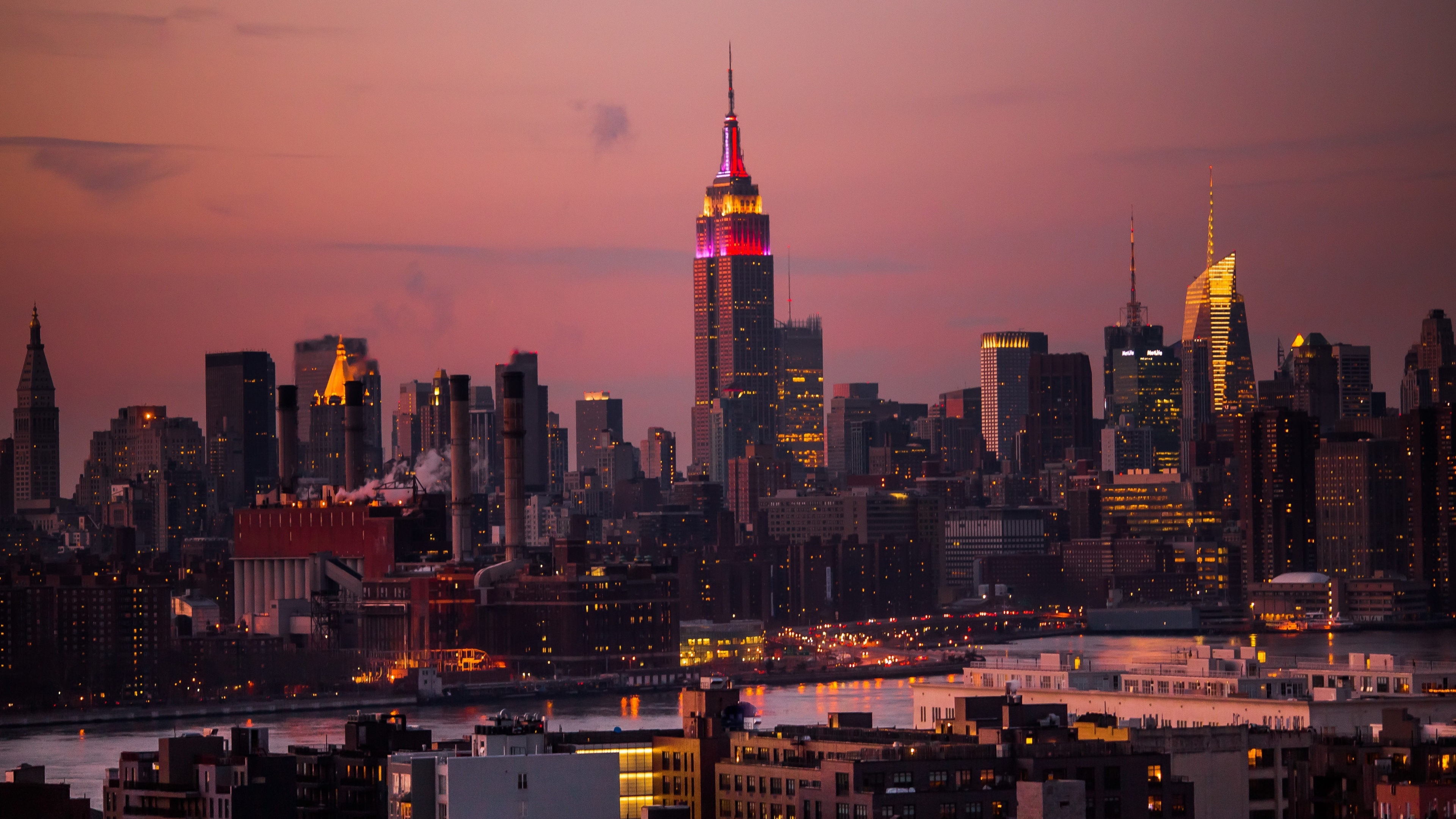 Skyline Der Stadt Bei Nacht Night. Wallpaper in 3840x2160 Resolution