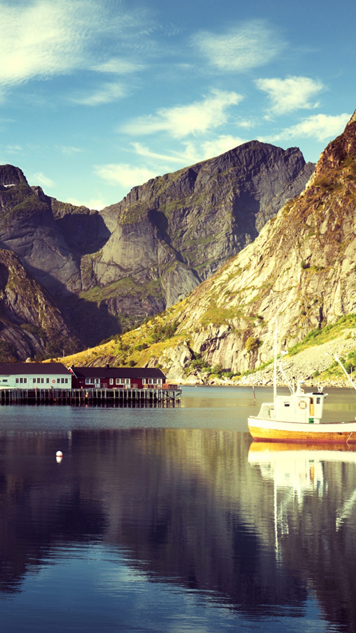 White and Red Boat on Body of Water Near Mountain During Daytime. Wallpaper in 720x1280 Resolution