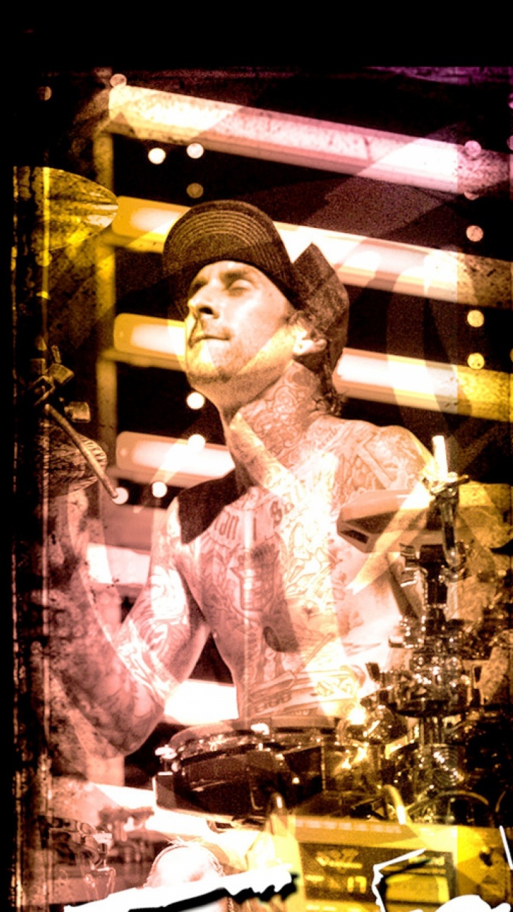 Travis Barker, Blink-182, Blink, Pop Punk, Punk Rock. Wallpaper in 720x1280 Resolution