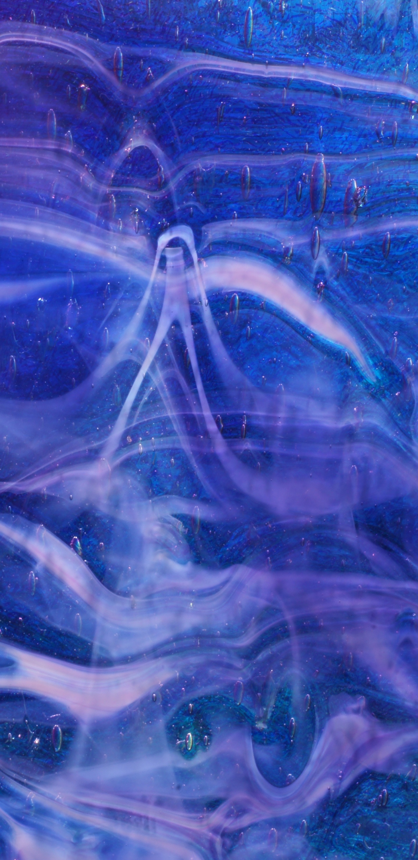 Blue and White Abstract Painting. Wallpaper in 1440x2960 Resolution