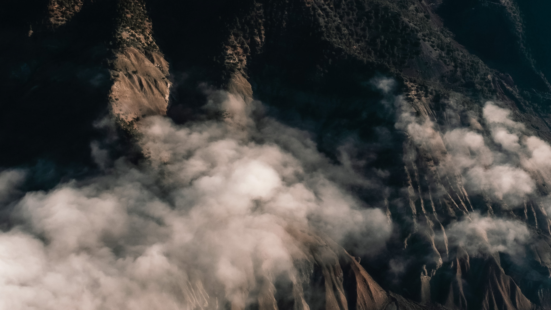 Atmosphere, Cloud, Highland, Mountain, Natural Landscape. Wallpaper in 1920x1080 Resolution