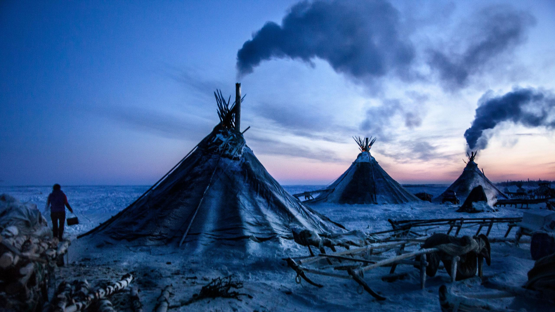 Gray Sand on Beach Under Cloudy Sky During Daytime. Wallpaper in 1920x1080 Resolution