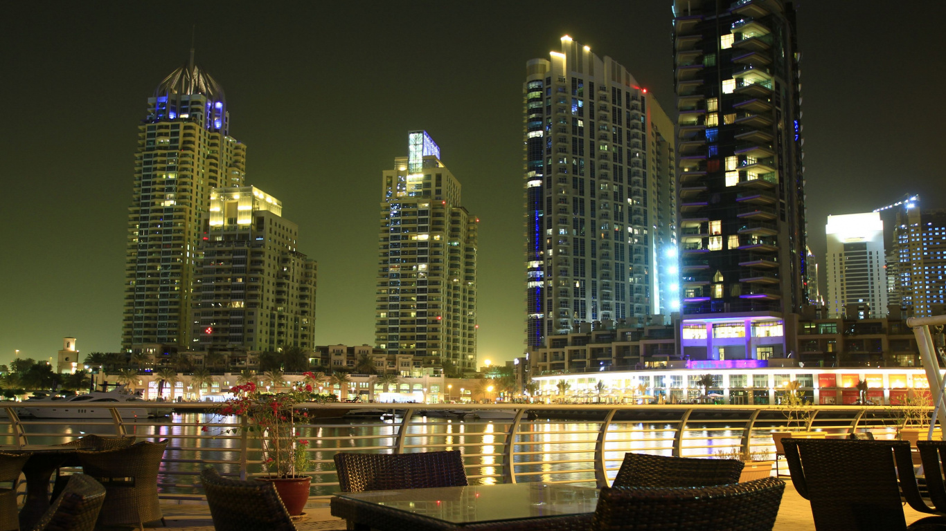 Skyline Der Stadt Bei Nacht Night. Wallpaper in 1366x768 Resolution