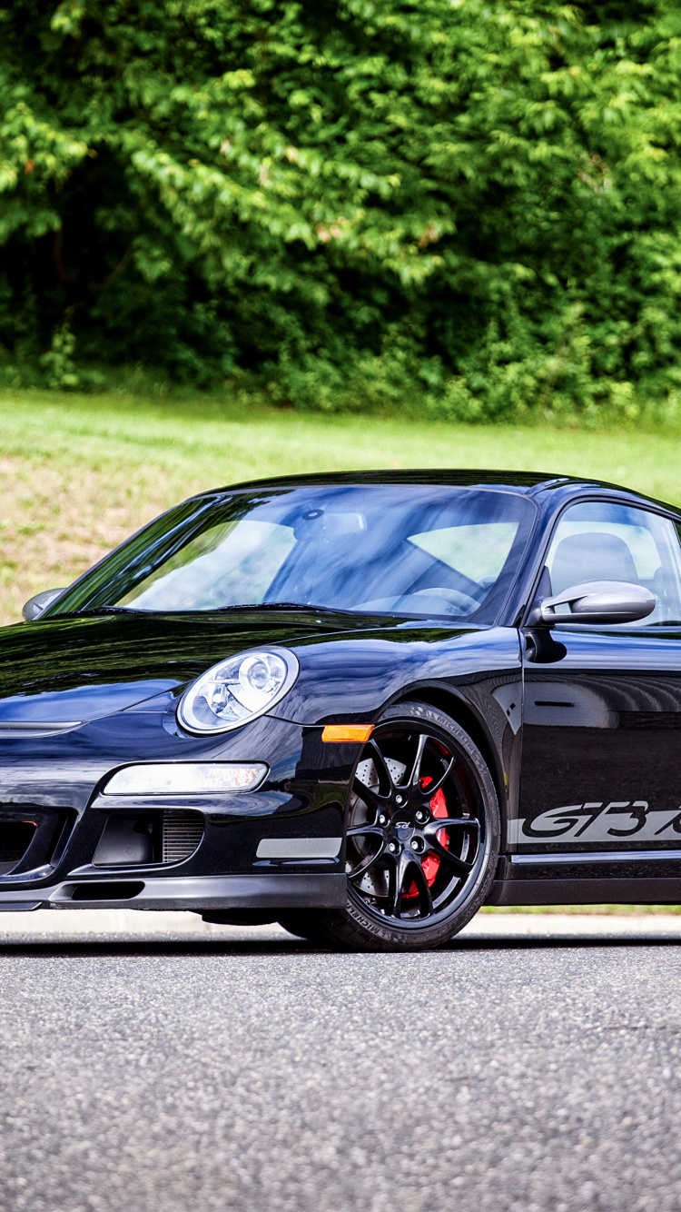 Porsche 911 Negro en la Carretera Durante el Día. Wallpaper in 750x1334 Resolution