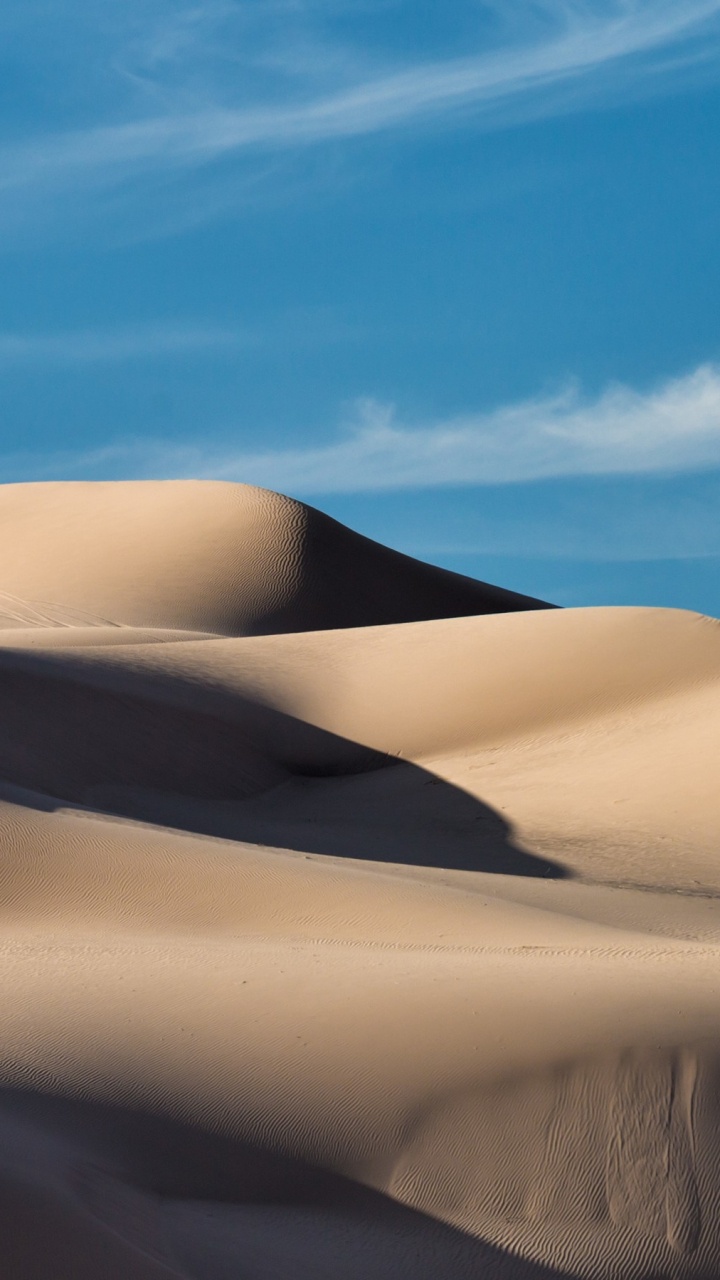 White Sand Under Blue Sky During Daytime. Wallpaper in 720x1280 Resolution