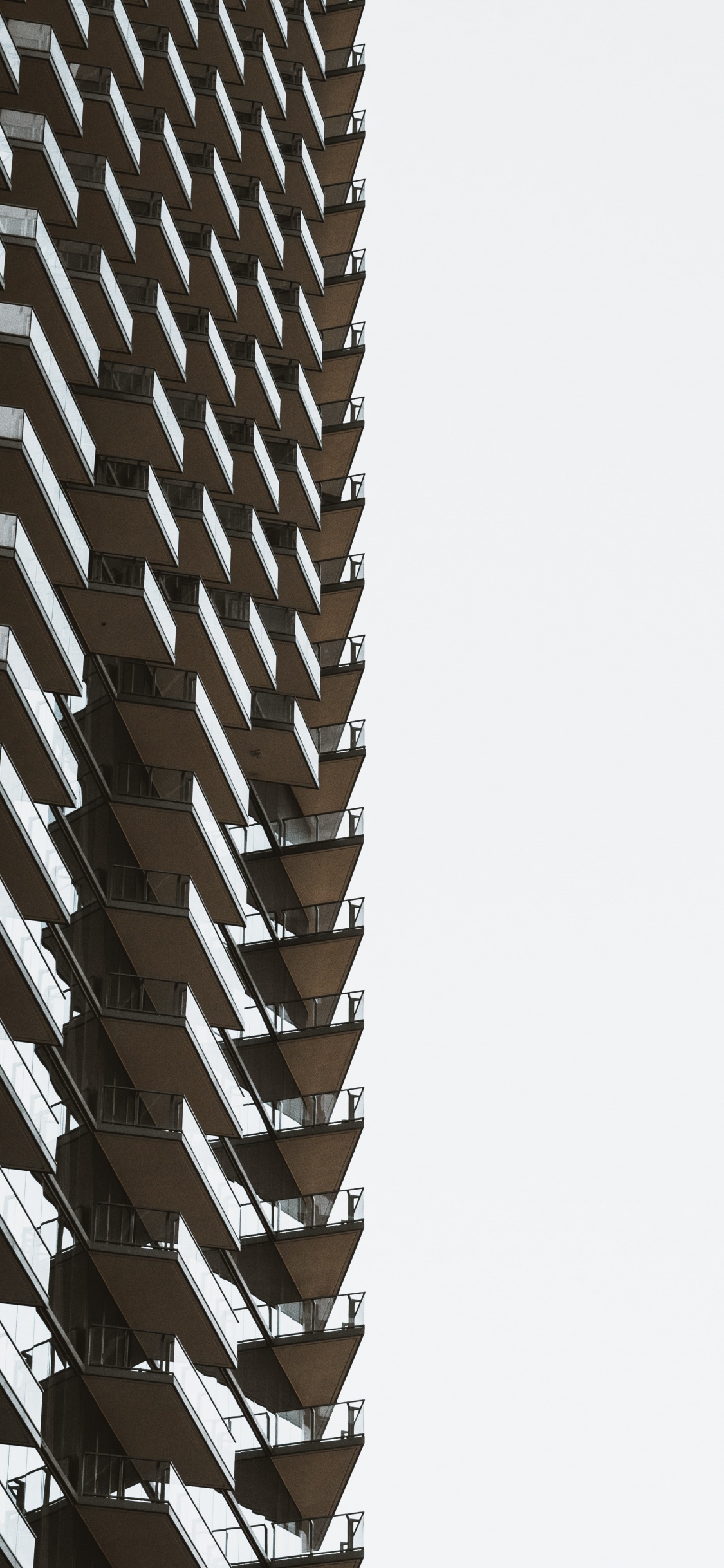 Edificio de Hormigón Blanco y Negro. Wallpaper in 1125x2436 Resolution