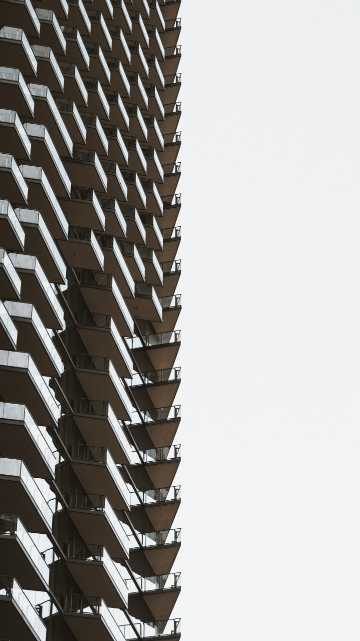 Edificio de Hormigón Blanco y Negro. Wallpaper in 720x1280 Resolution