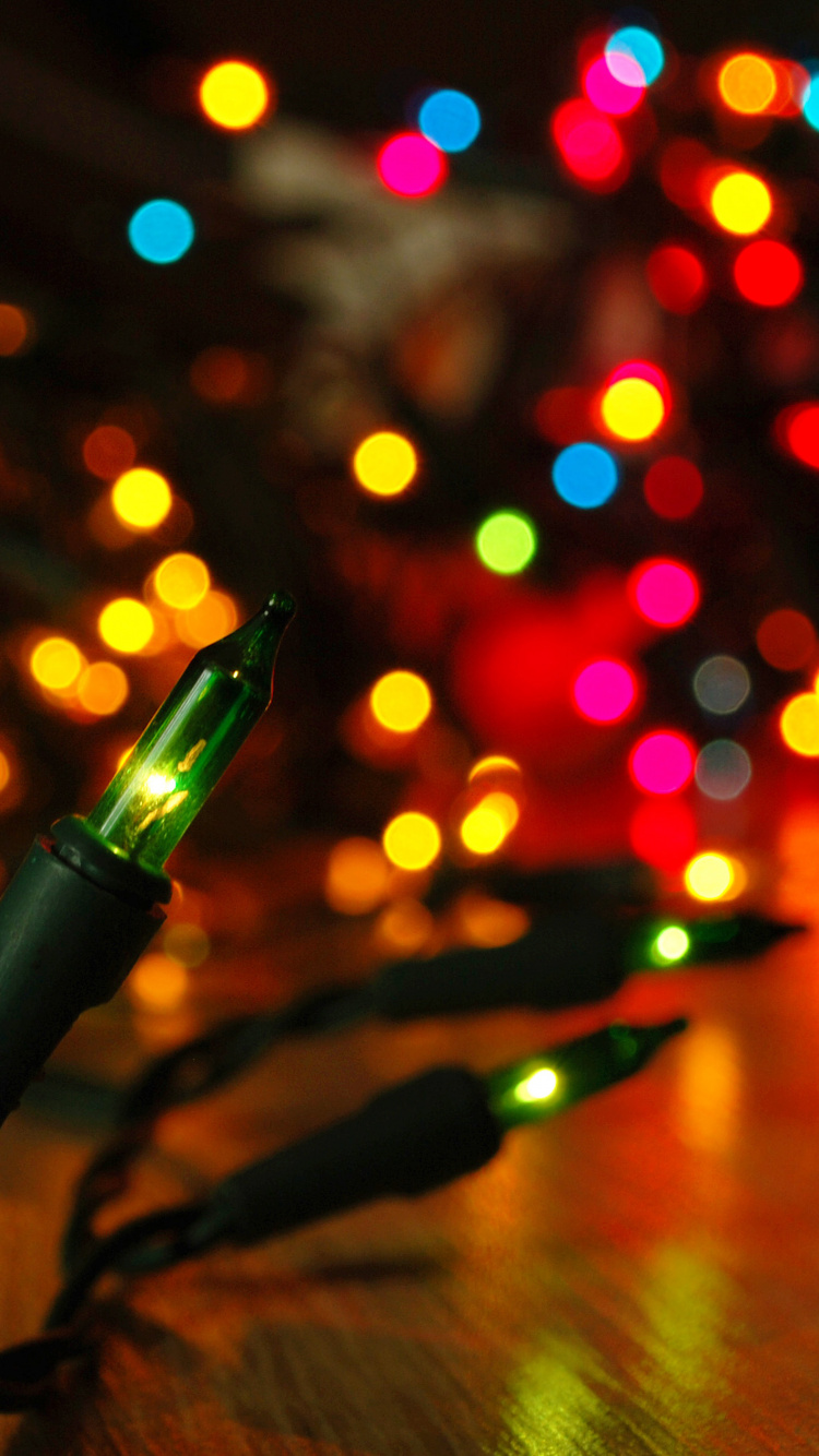 Weihnachtsbeleuchtung, Weihnachten, Licht, Weihnachtsdekoration, Nacht. Wallpaper in 750x1334 Resolution