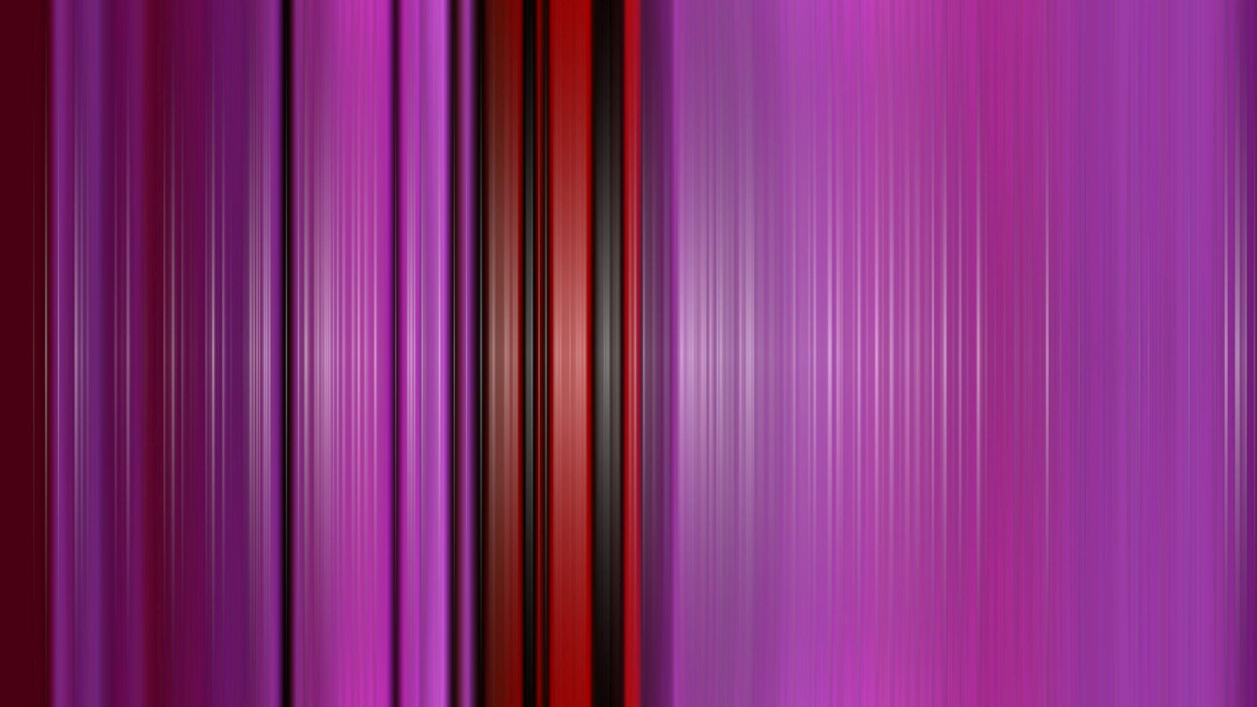 Lila Und Rosa Gestreiftes Textil. Wallpaper in 2560x1440 Resolution