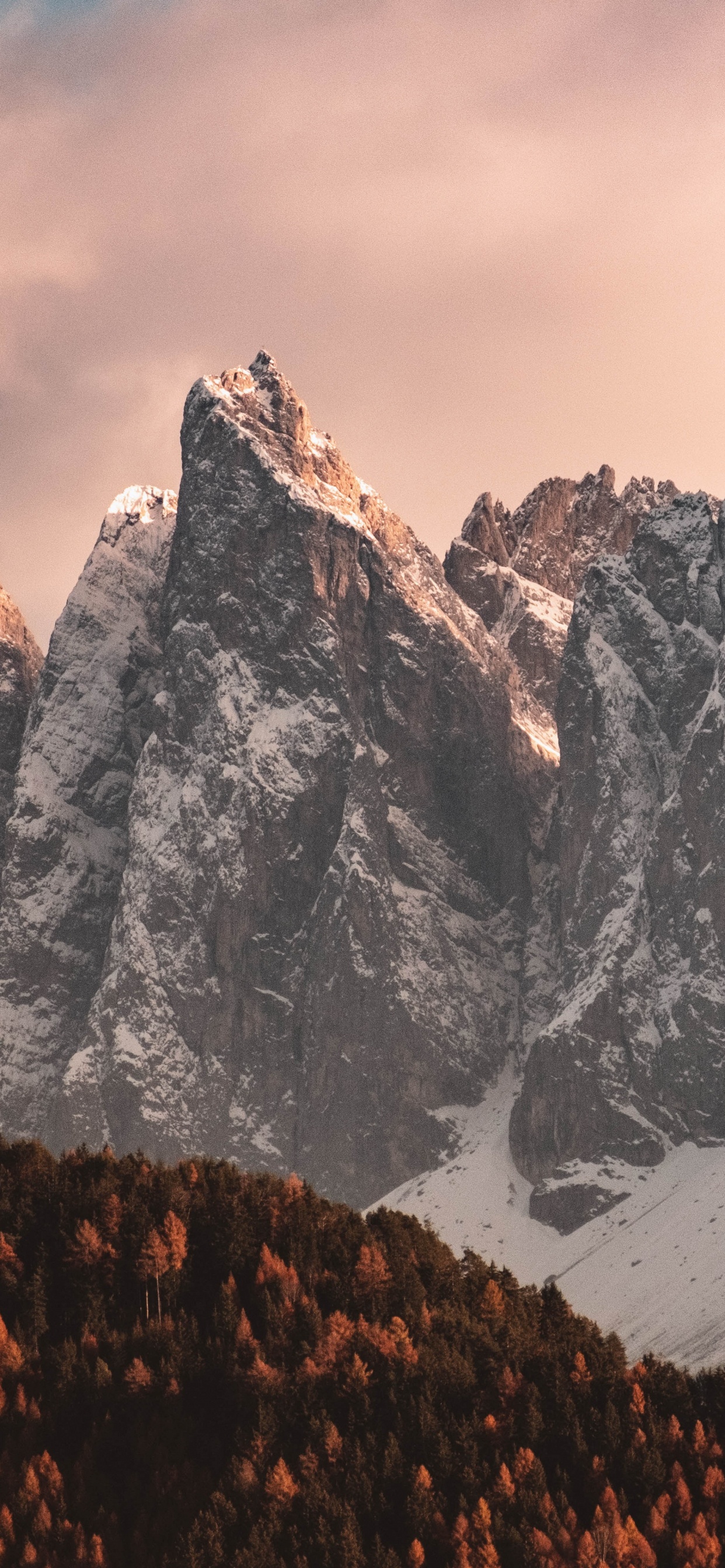 Bergkette, Bergigen Landschaftsformen, Grat, Massivs, Alpen. Wallpaper in 1242x2688 Resolution