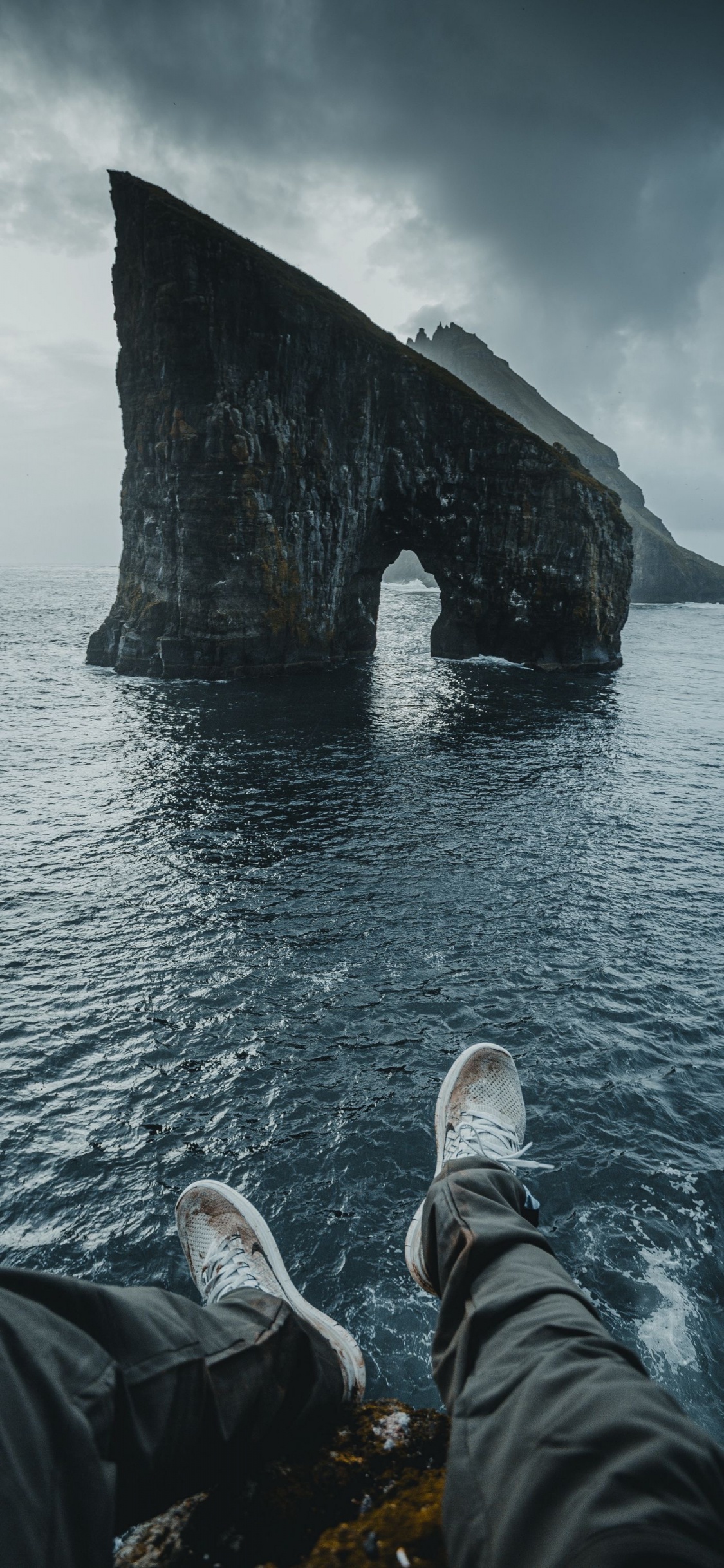 Sea, Water, Cloud, Nature, Formation. Wallpaper in 1125x2436 Resolution