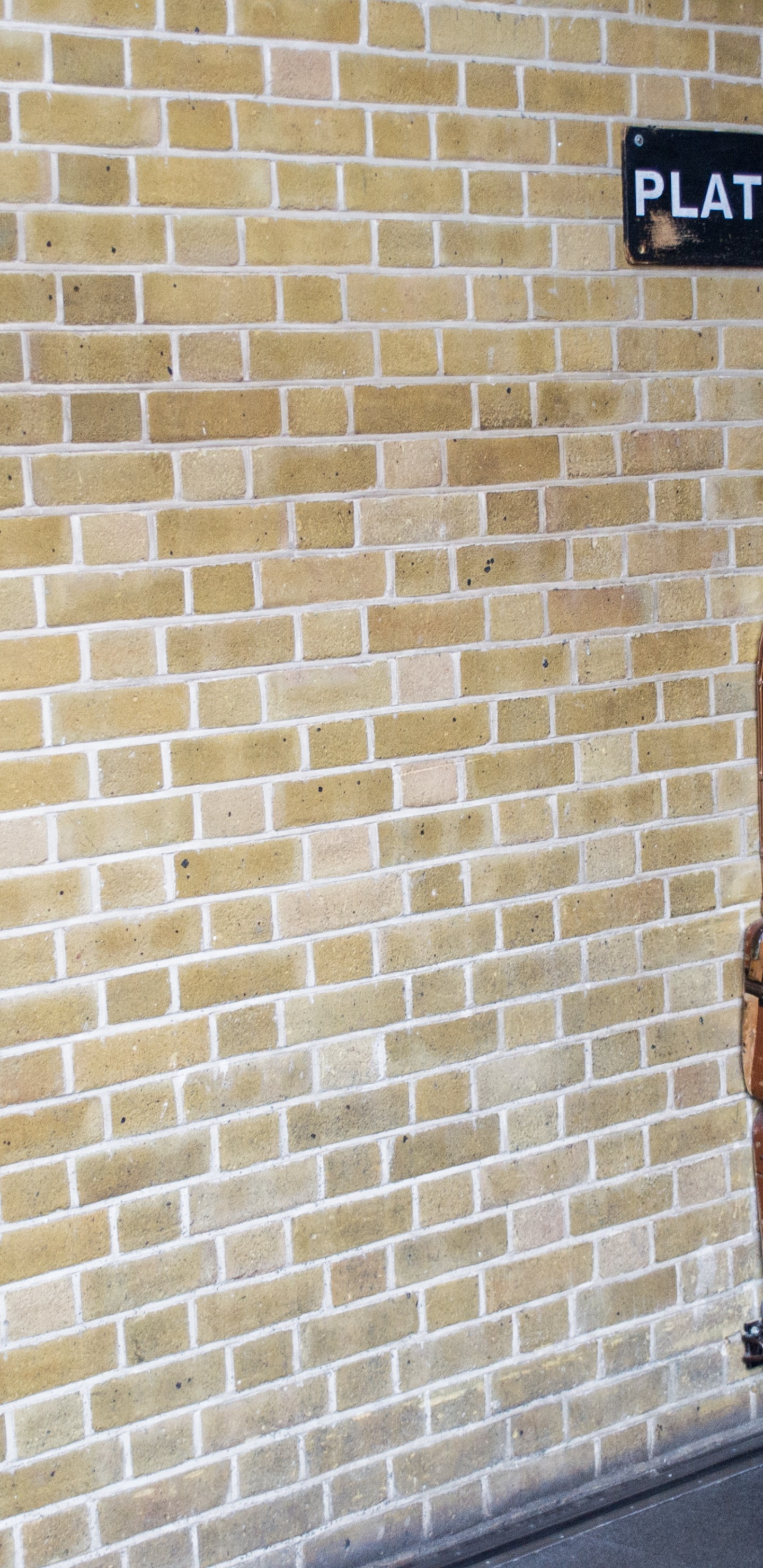 London Kings Cross, Zug, Bahnhof, Tire, Rad. Wallpaper in 1440x2960 Resolution