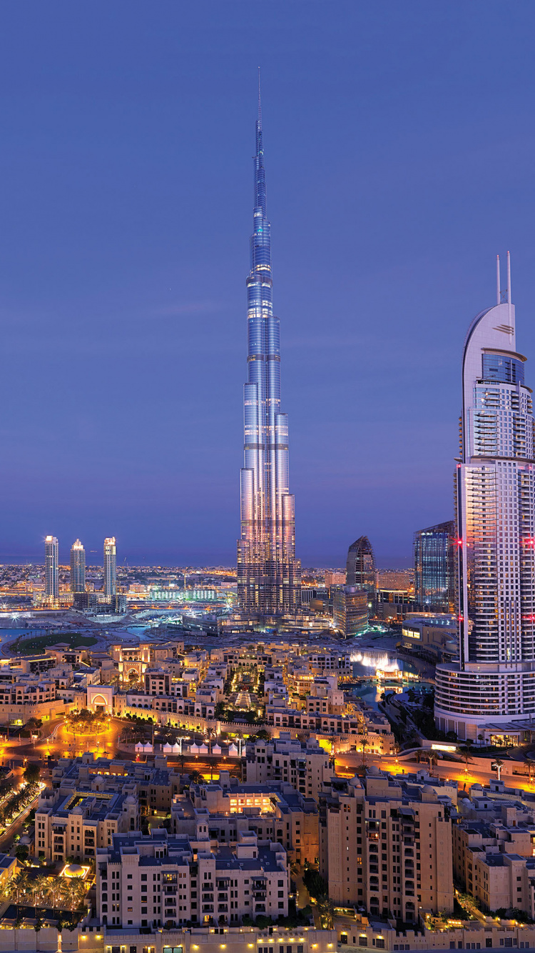City Skyline Under Blue Sky During Daytime. Wallpaper in 750x1334 Resolution