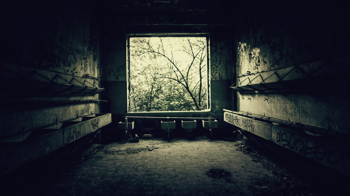 Brown Wooden Bench Near Trees. Wallpaper in 1366x768 Resolution