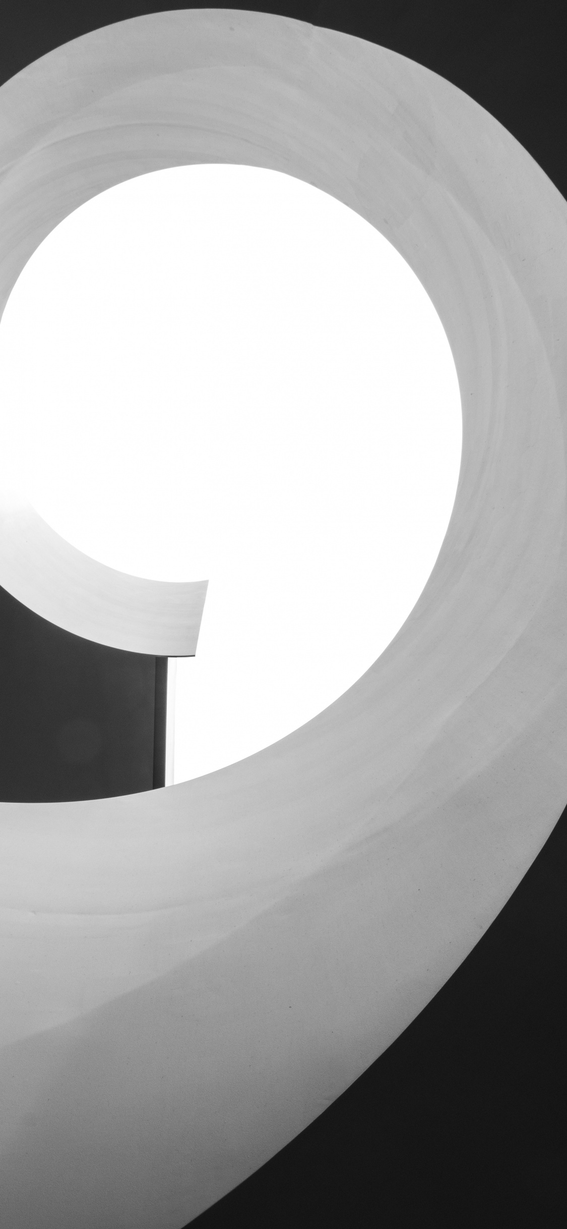 Tunnel Rond Noir et Blanc. Wallpaper in 1125x2436 Resolution