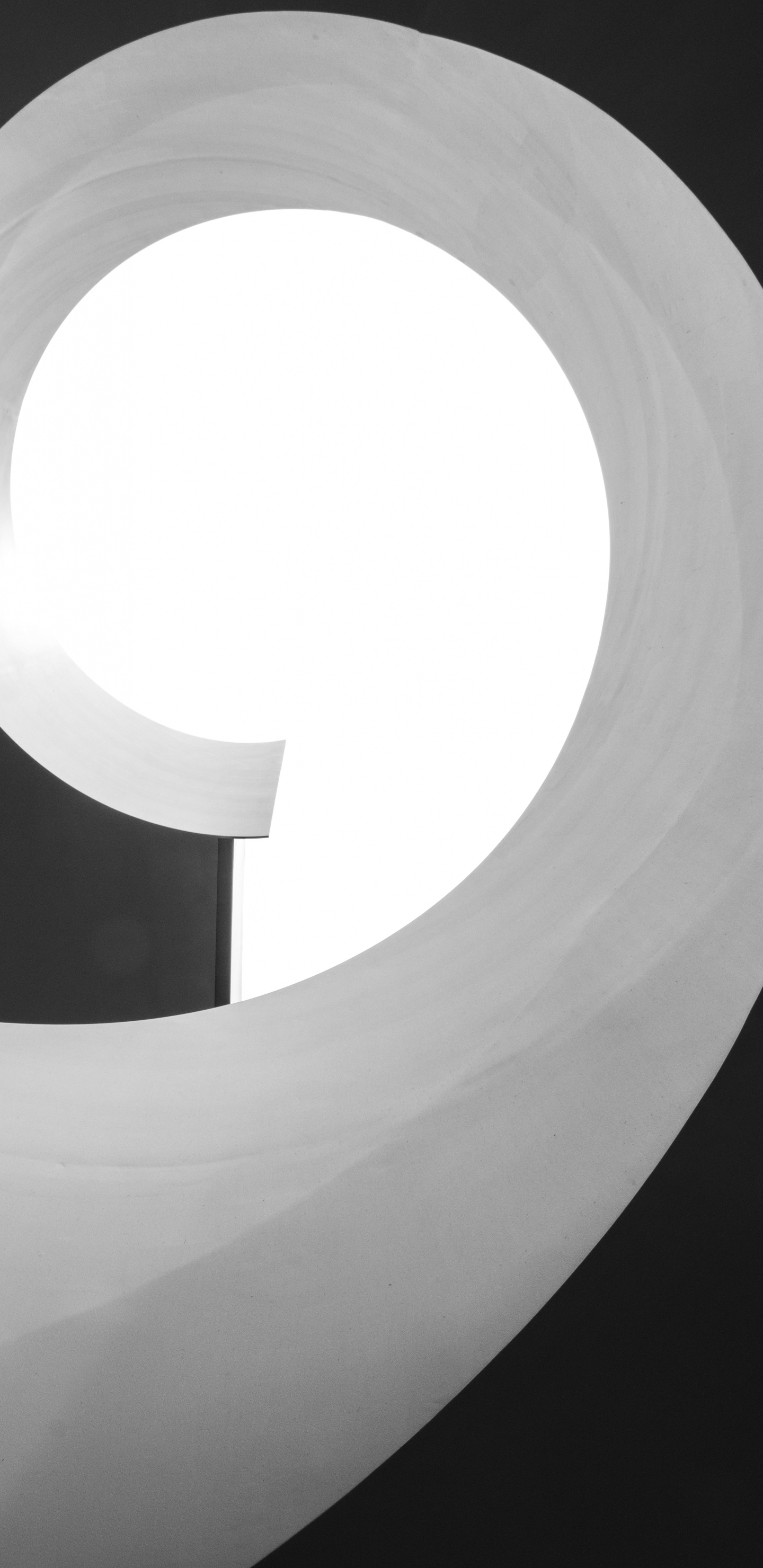 Túnel Redondo Blanco y Negro. Wallpaper in 1440x2960 Resolution