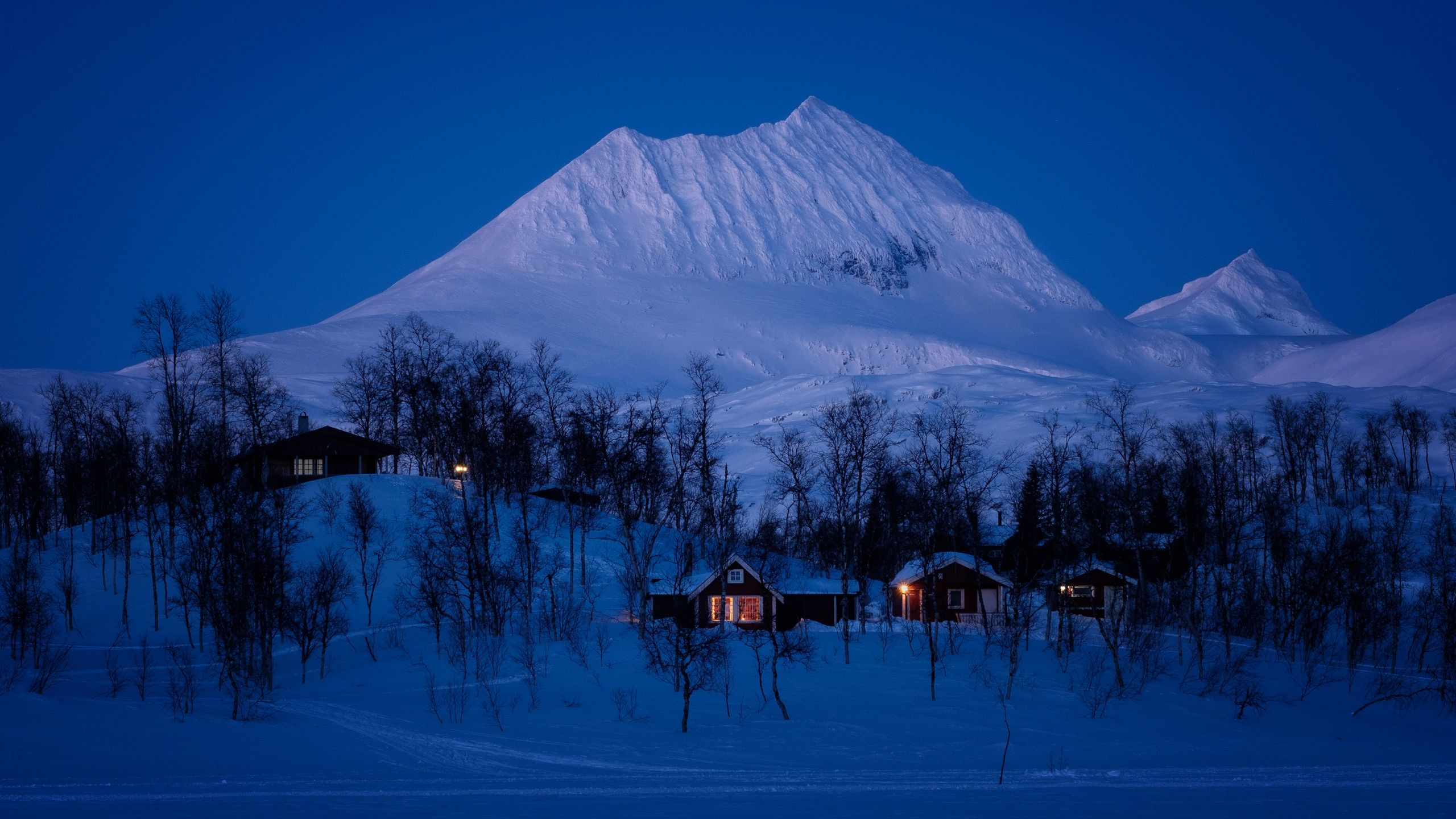 Snow Covered Mountain During Daytime. Wallpaper in 2560x1440 Resolution
